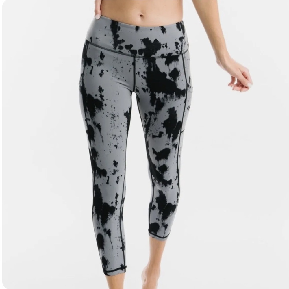 ZYIA Slate Oxidation Soft N Snug High Rise Leggings